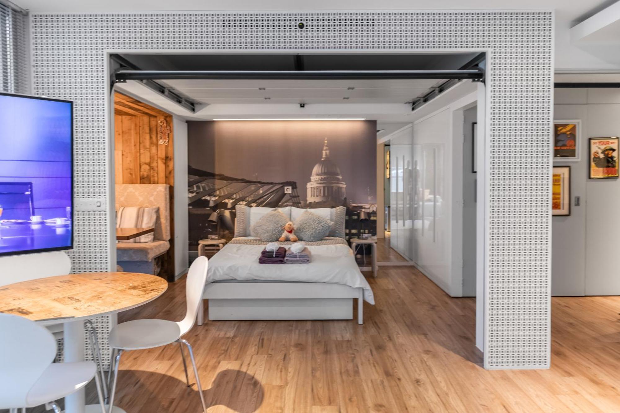 Pyjamagetaways Apartment London Exterior photo